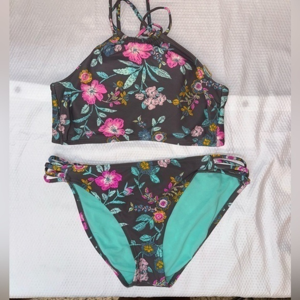 True craft 2pc. Swimsuit